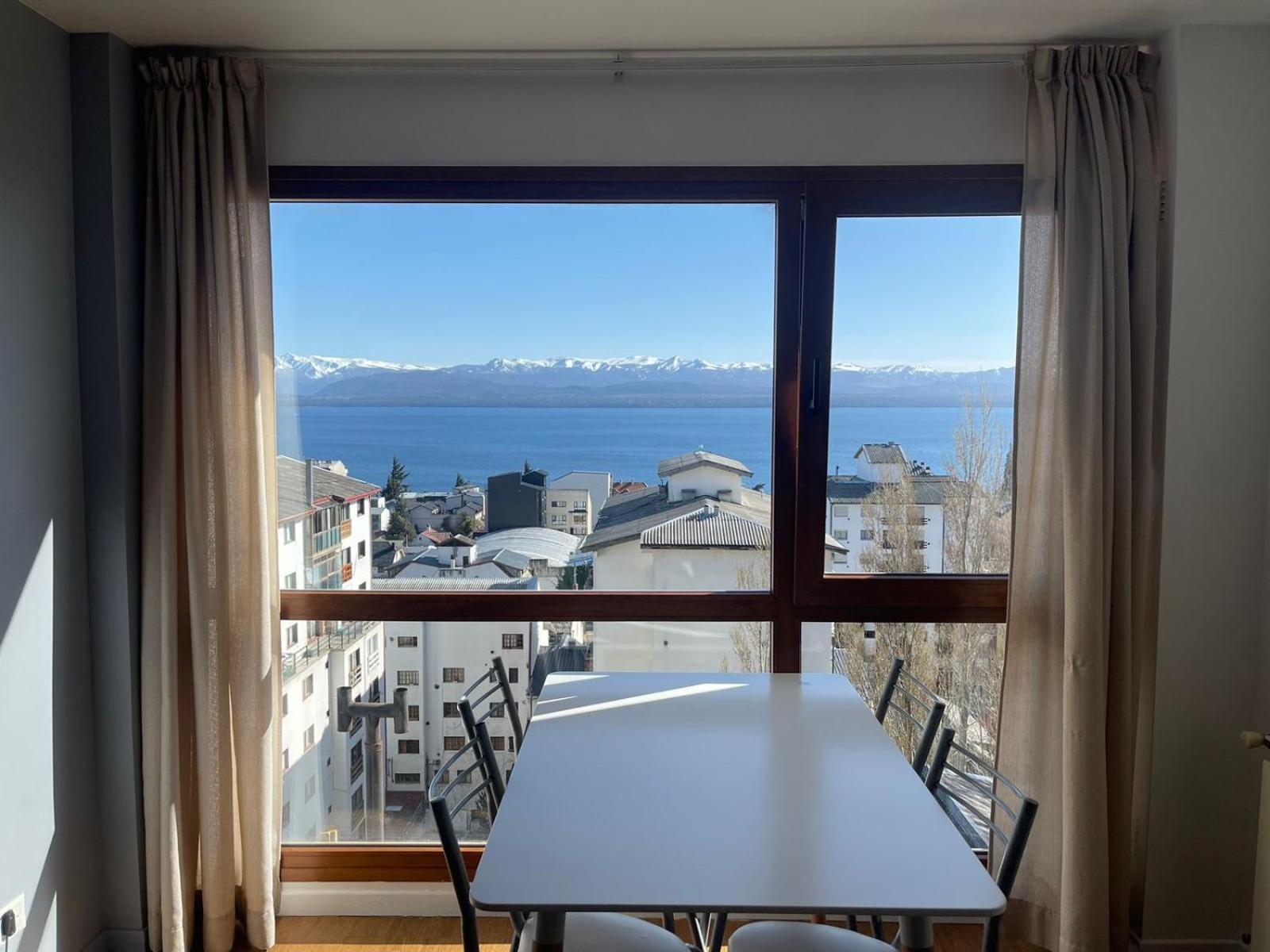 Departamento Centro Con Vista Al Lago Apartment San Carlos de Bariloche Exterior photo